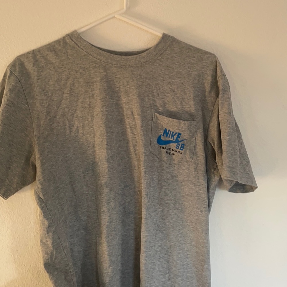 Nike sb shirt